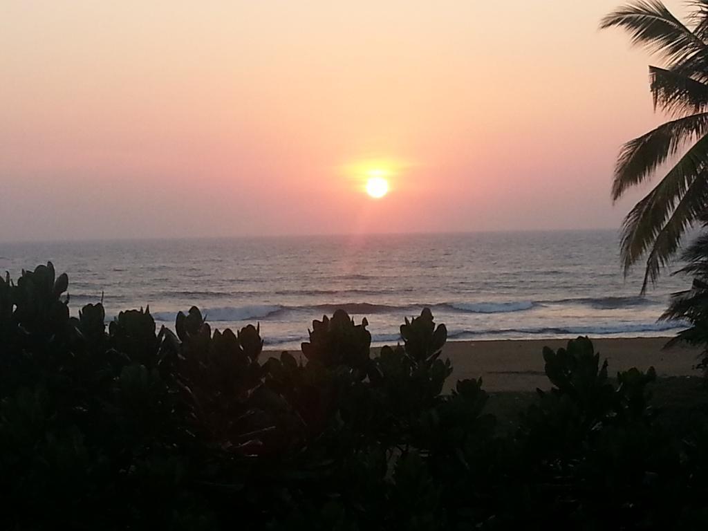 Navro Beach Resort Panadura Εξωτερικό φωτογραφία