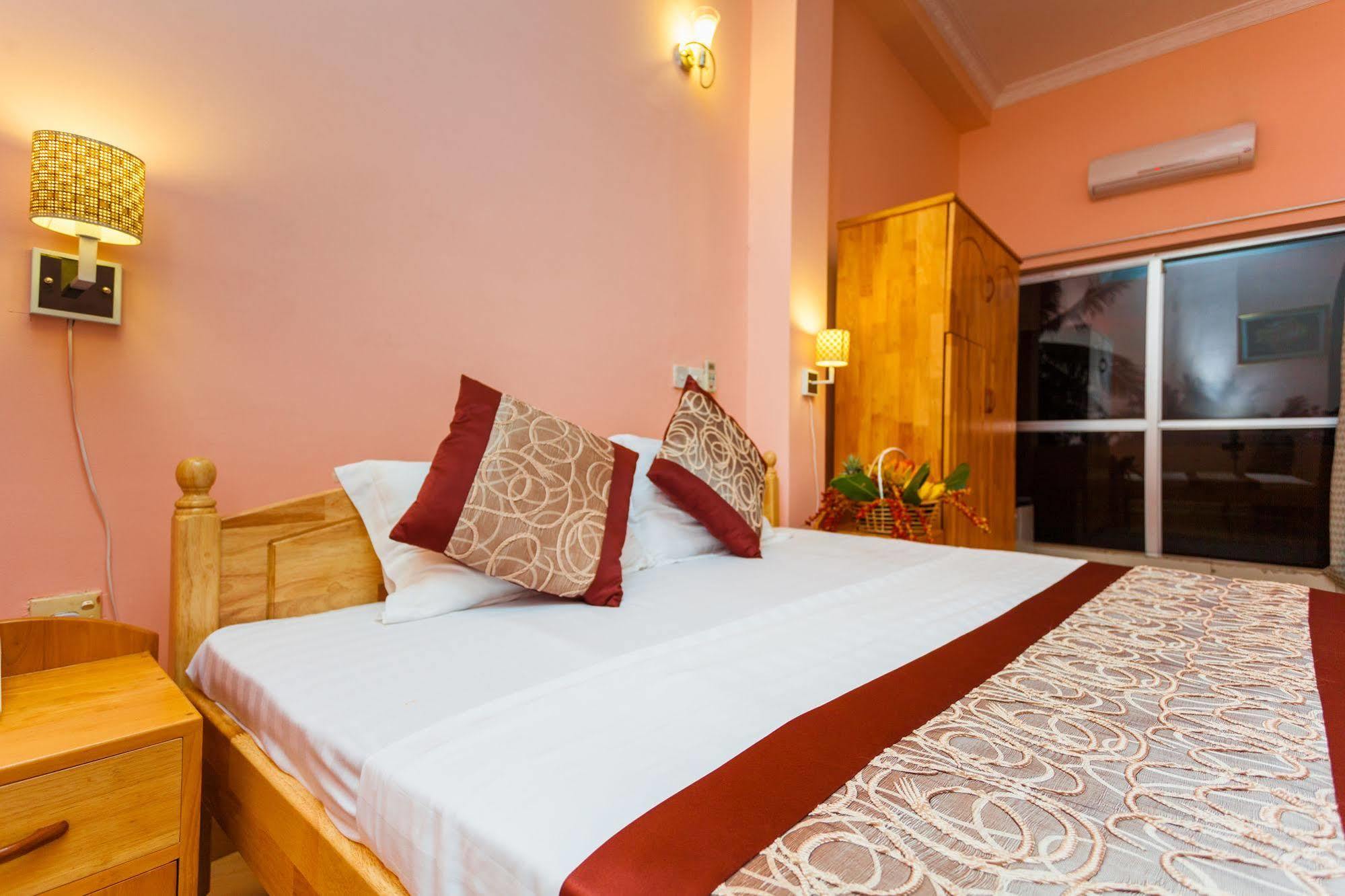 Navro Beach Resort Panadura Εξωτερικό φωτογραφία