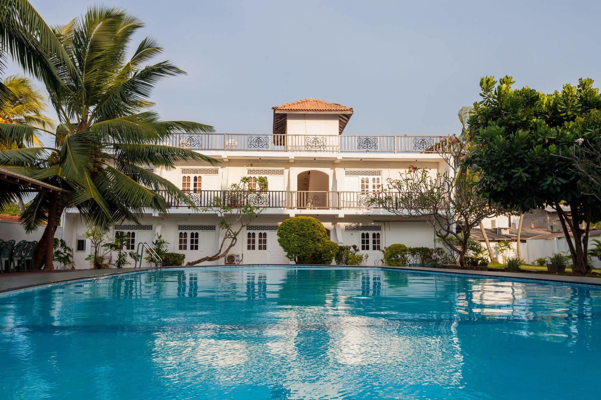 Navro Beach Resort Panadura Εξωτερικό φωτογραφία